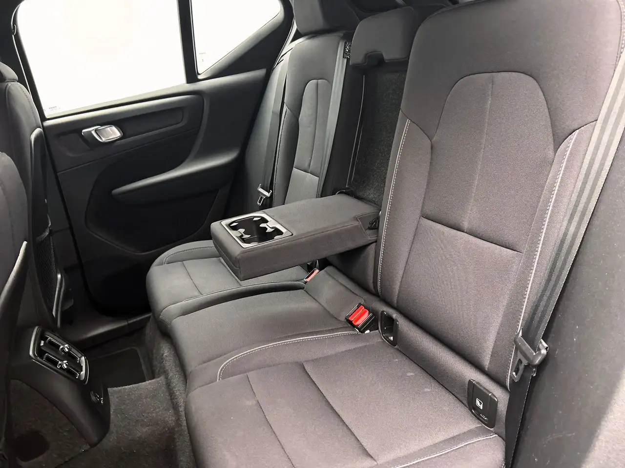 Volvo XC40 1.5 T4 Recharge Apple/Carplay Elek.Kofferklep, миниатюра 17