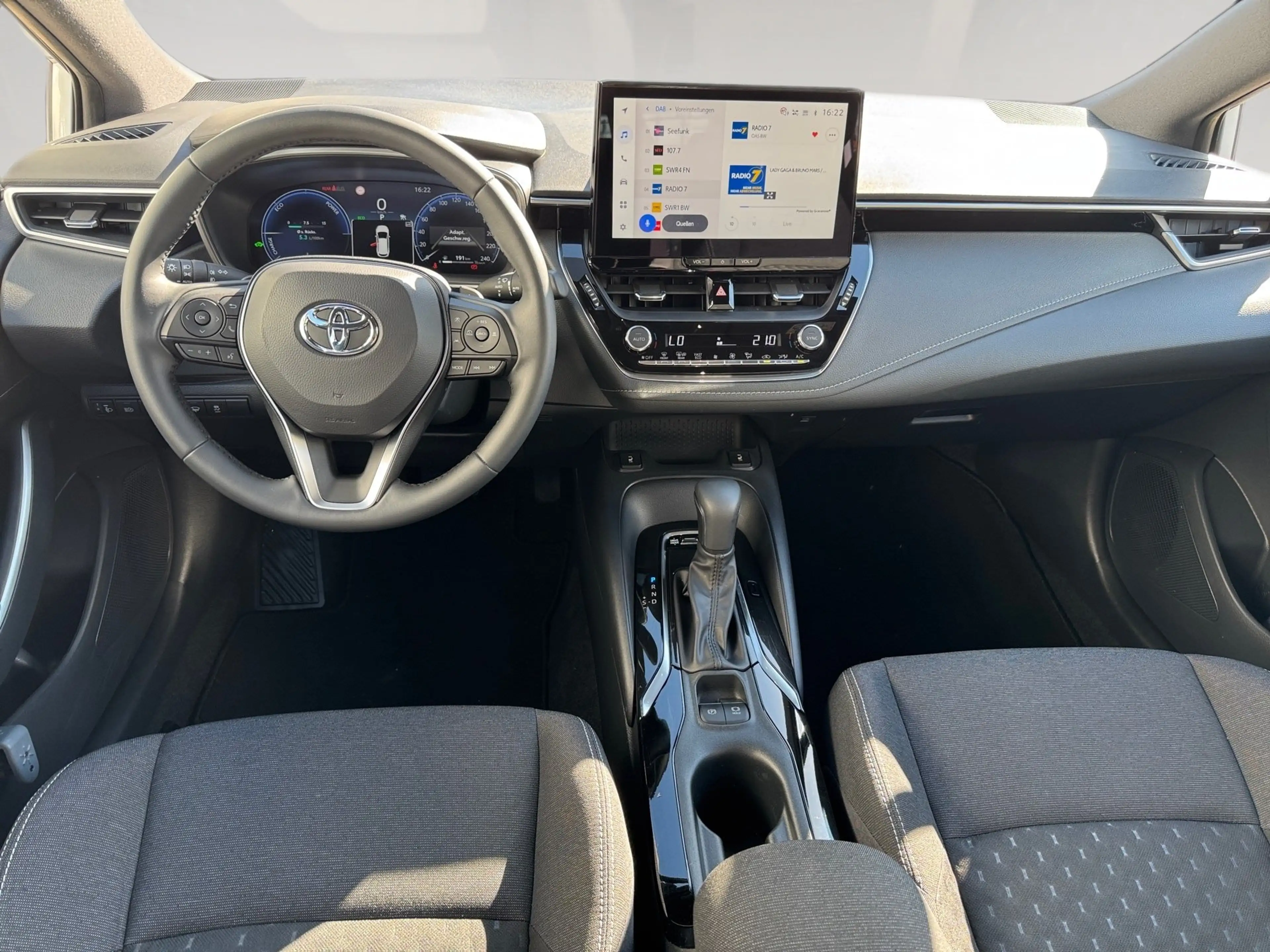 Toyota Corolla Touring Sports 2.0 Business Edition AUT — photo 11