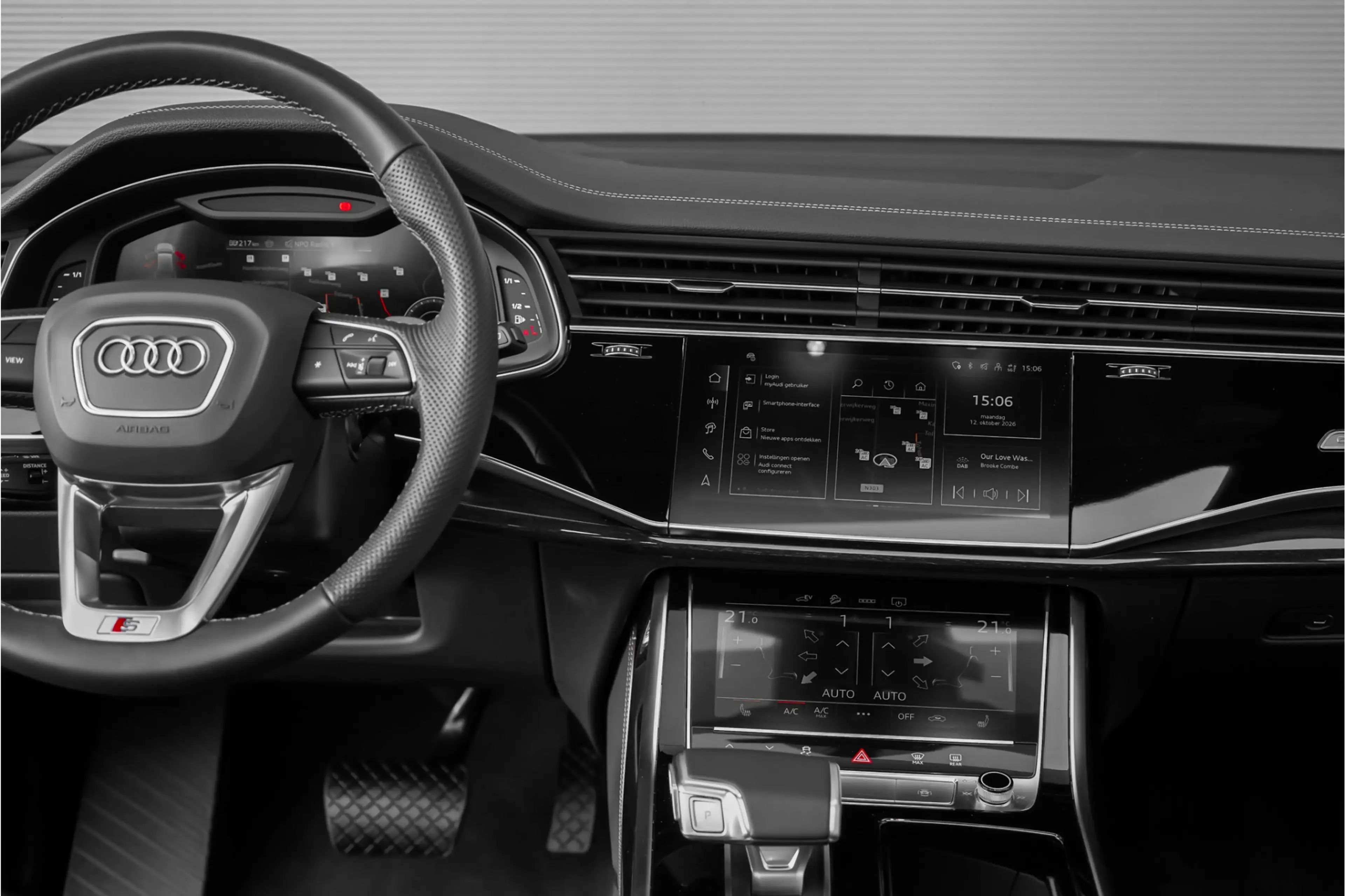 Audi Q7 55 TFSI e Quattro Pro Line S Pano Luchtvering Bose — photo 24