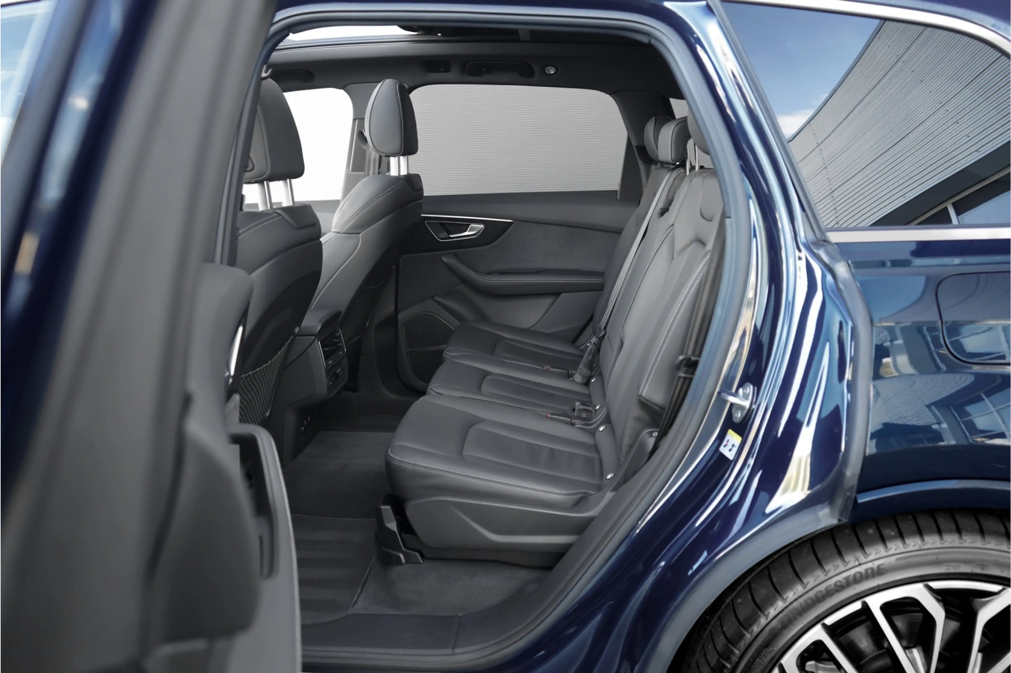 Audi Q7 55 TFSI e Quattro Pro Line S Pano Luchtvering Bose — photo 6
