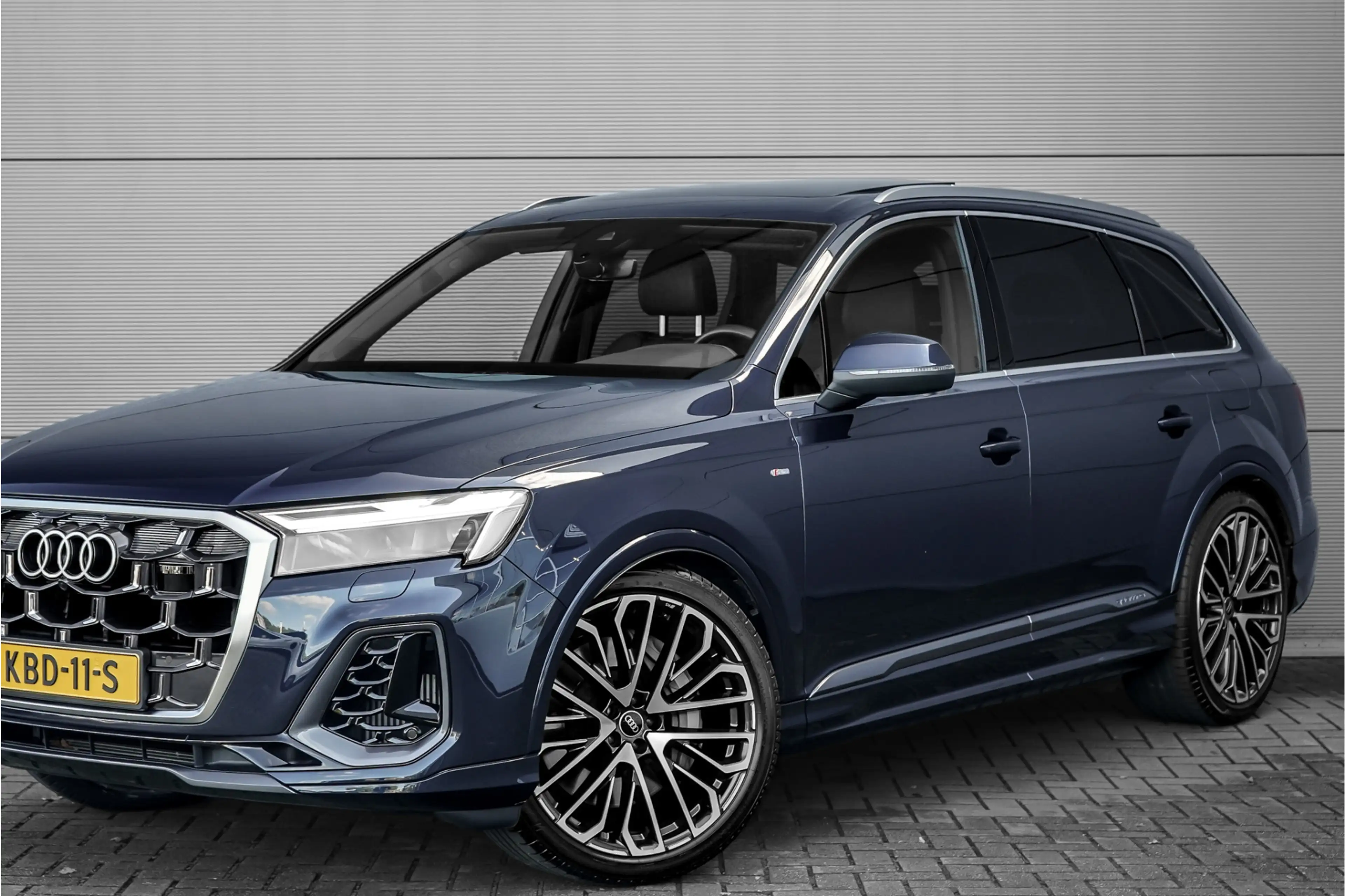 Audi Q7 55 TFSI e Quattro Pro Line S Pano Luchtvering Bose — photo 18