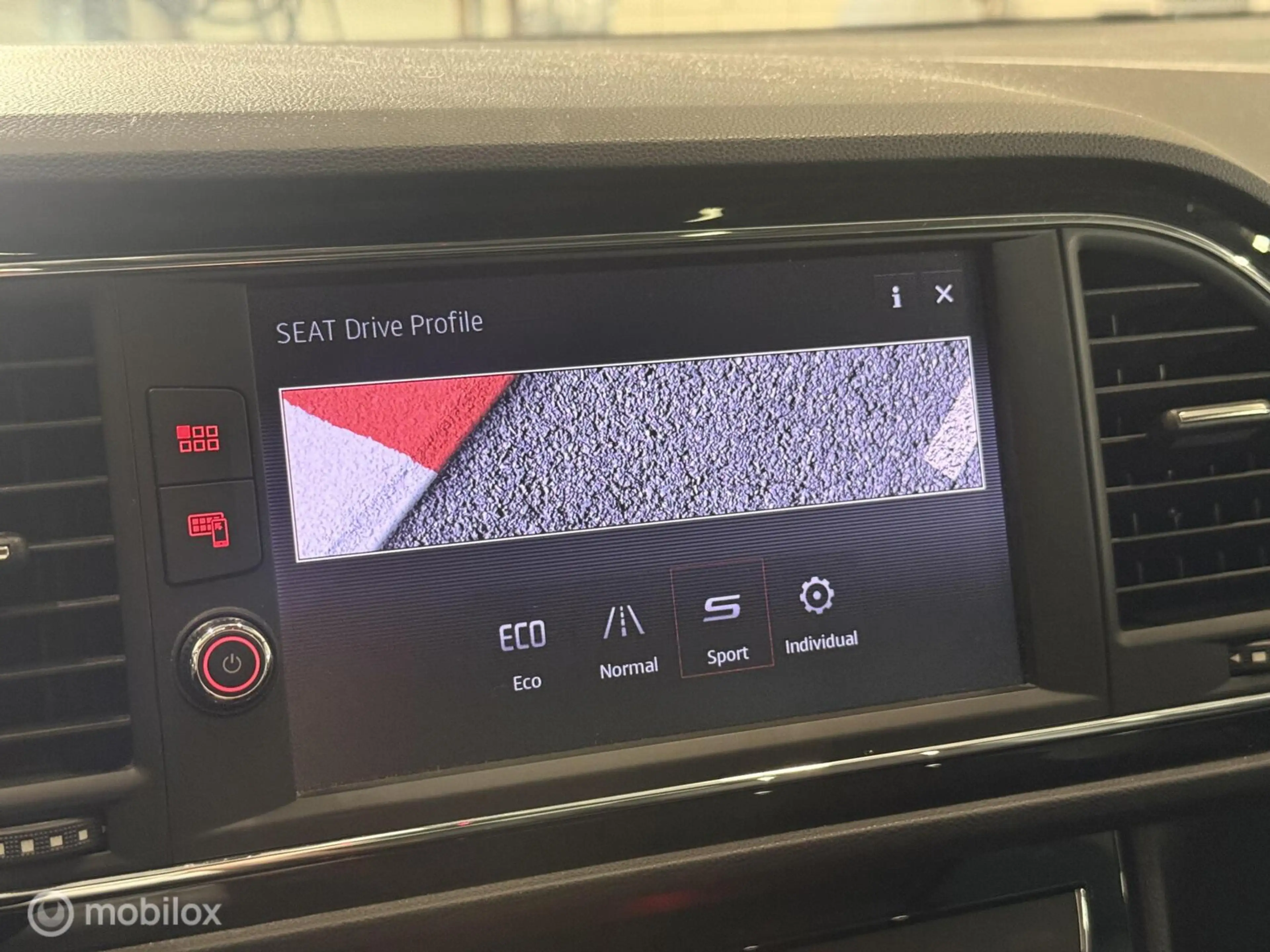 SEAT Leon 1.5 TSI FR 150PK DSG|Pano|ACC|Virtual|Beats|18inch — photo 29