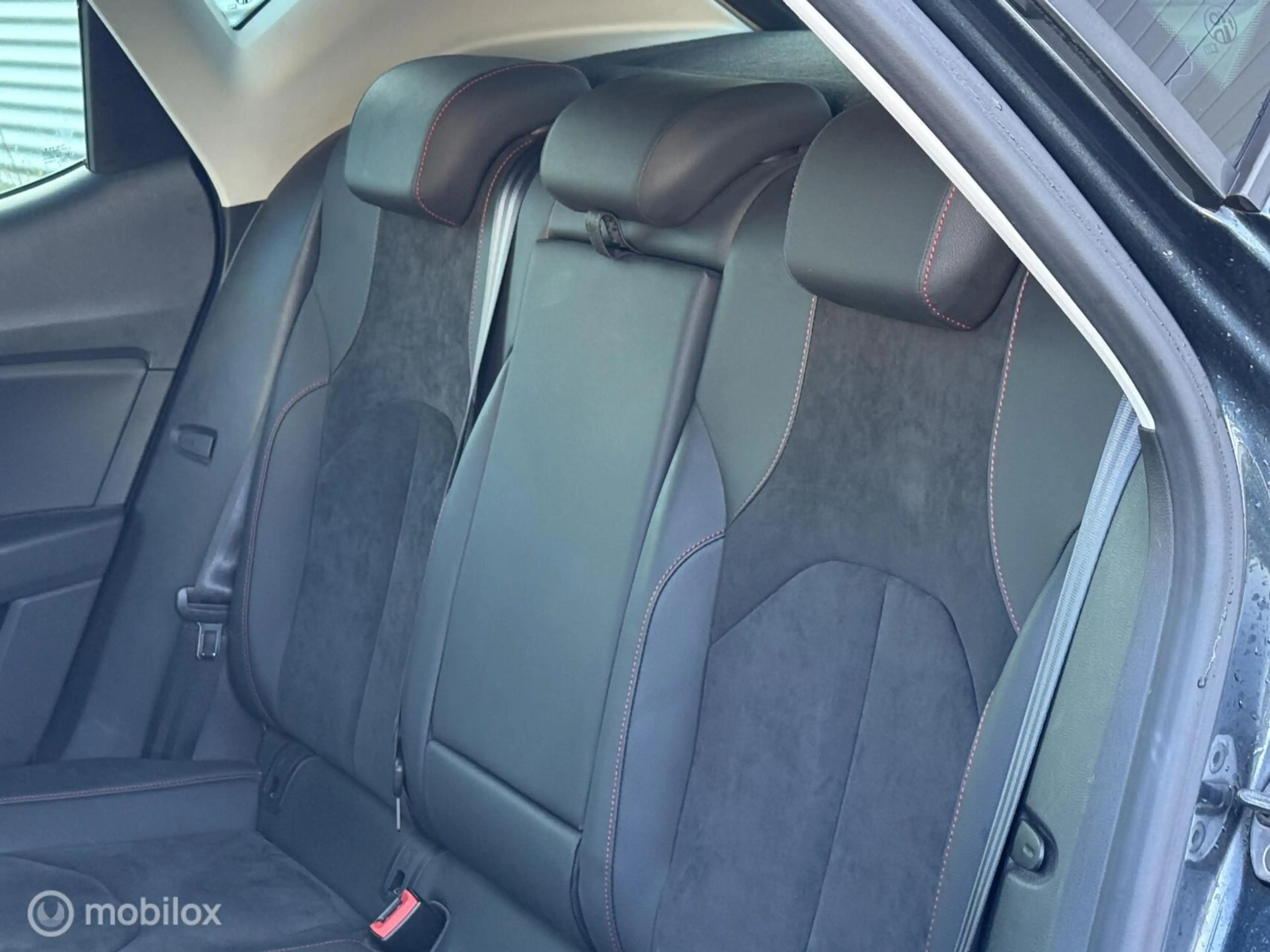 SEAT Leon 1.5 TSI FR 150PK DSG|Pano|ACC|Virtual|Beats|18inch — photo 18