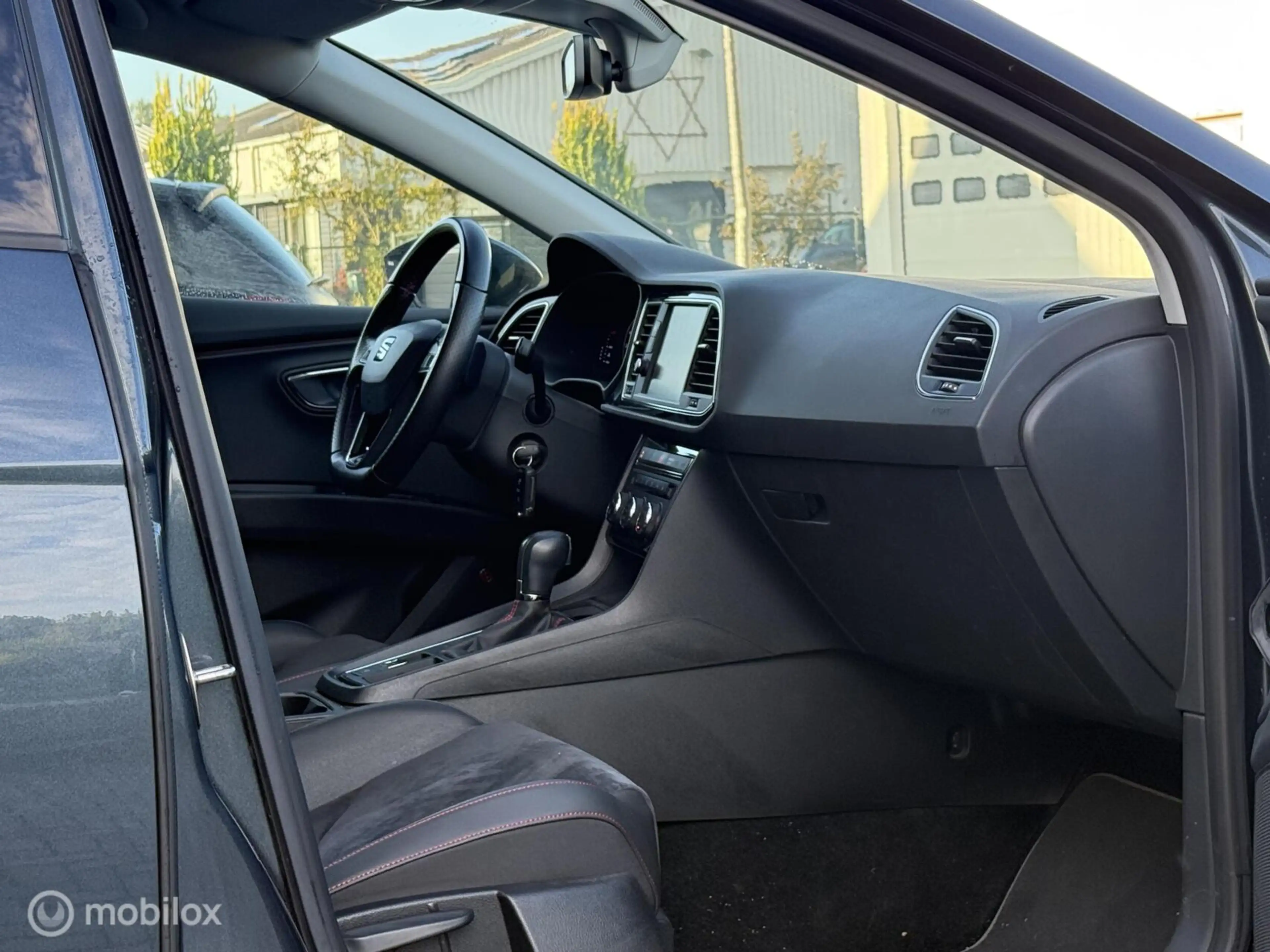 SEAT Leon 1.5 TSI FR 150PK DSG|Pano|ACC|Virtual|Beats|18inch — photo 20