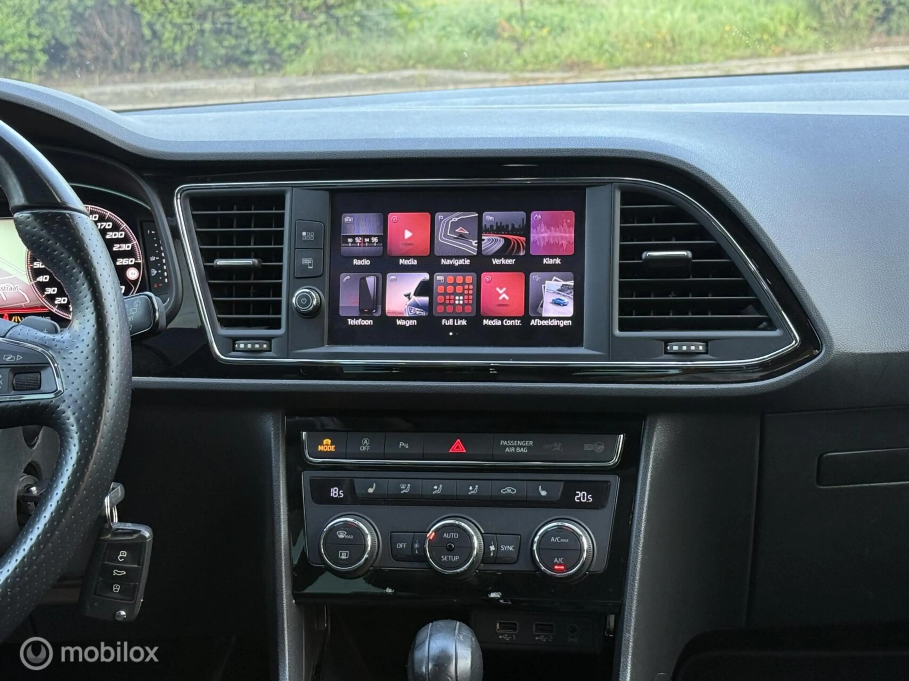 SEAT Leon 1.5 TSI FR 150PK DSG|Pano|ACC|Virtual|Beats|18inch — photo 9