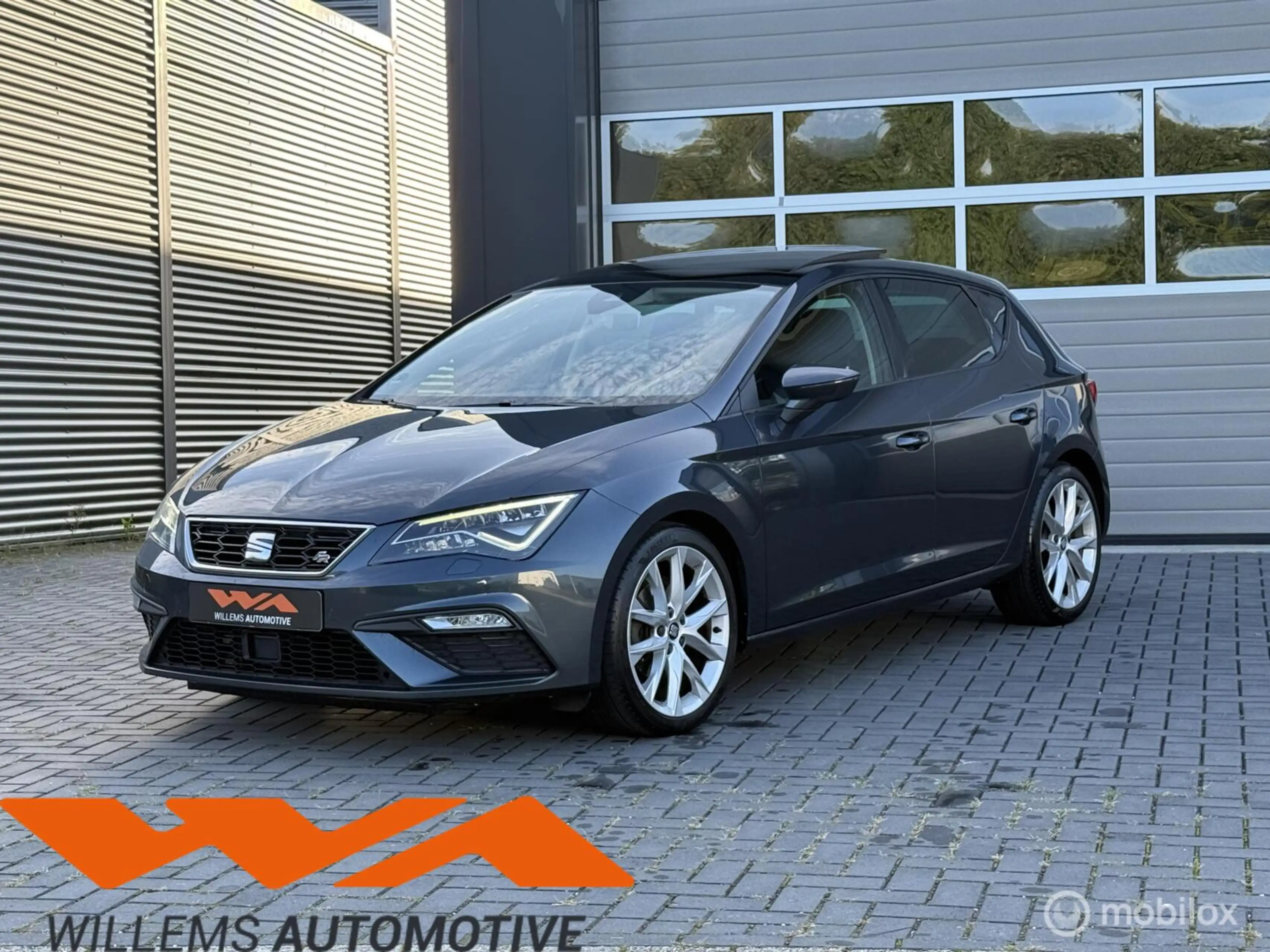 SEAT Leon 1.5 TSI FR 150PK DSG|Pano|ACC|Virtual|Beats|18inch