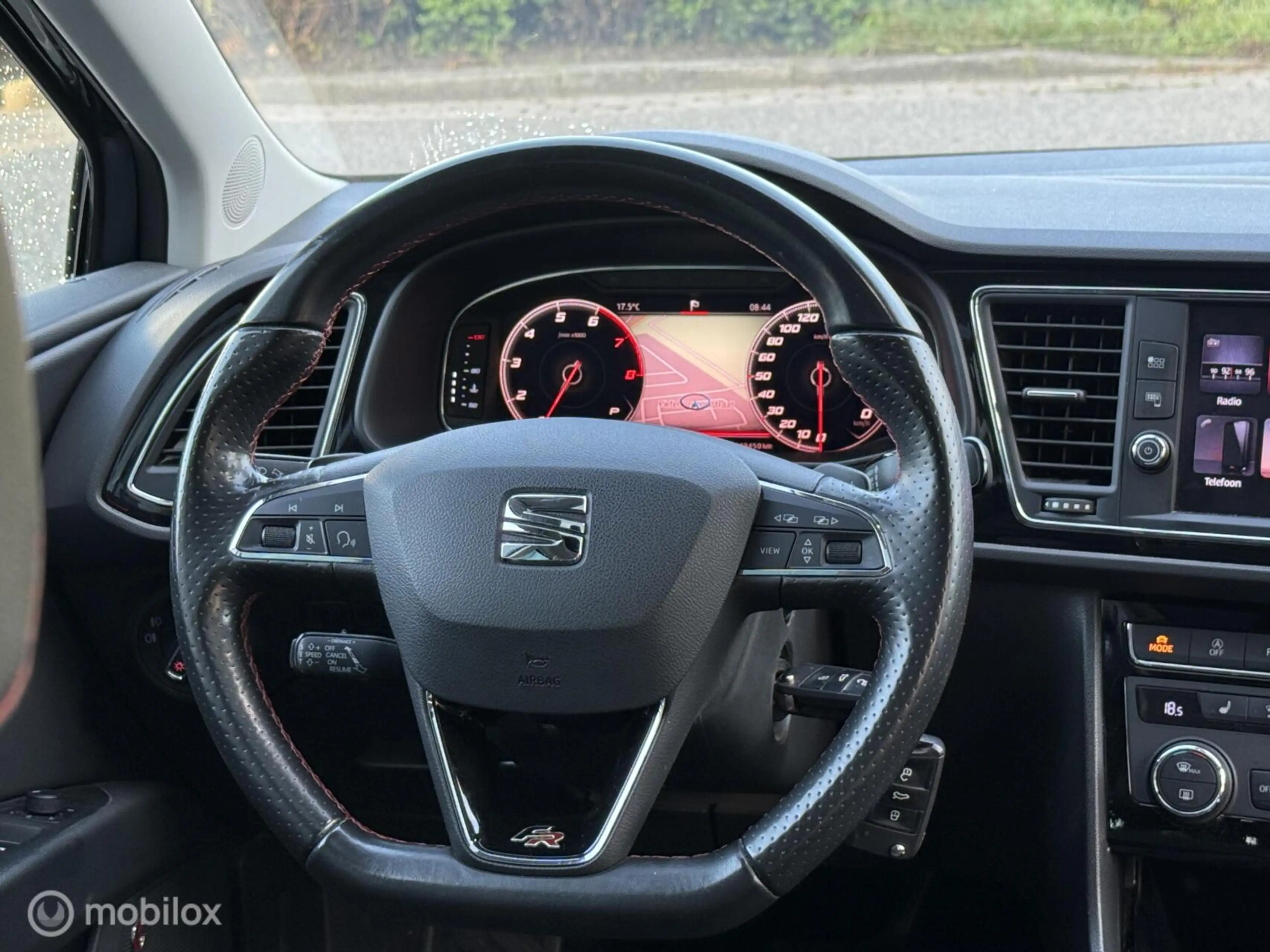 SEAT Leon 1.5 TSI FR 150PK DSG|Pano|ACC|Virtual|Beats|18inch — photo 4
