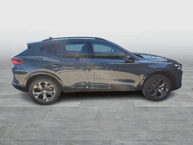 Cupra Formentor view 6
