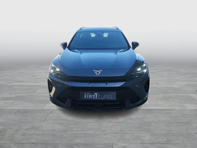 Cupra Formentor view 2
