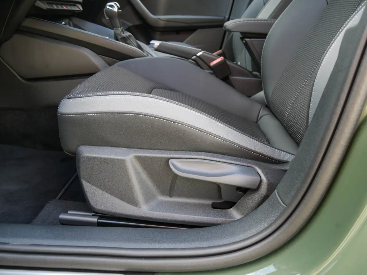 Audi A1 S line 30 TFSI 85(116) kW(PS) S tro 13