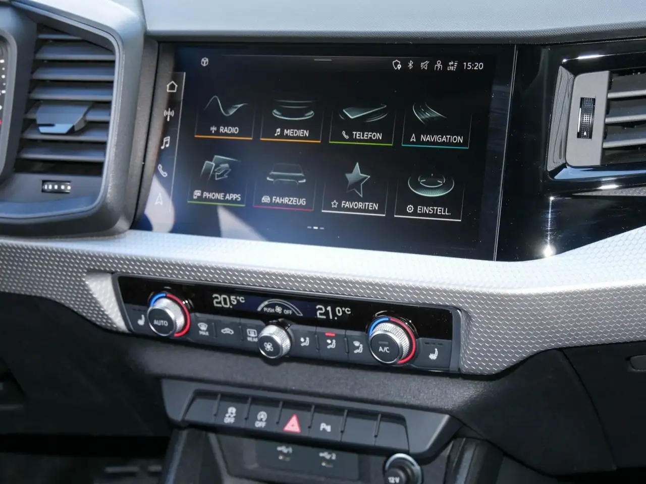 Audi A1 S line 30 TFSI 85(116) kW(PS) S tro 7
