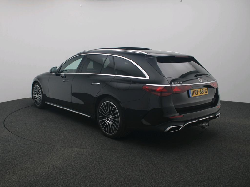 Mercedes-Benz E 300 Estate e Sport Edition — photo 5