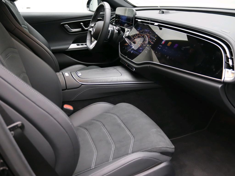 Mercedes-Benz E 300 Estate e Sport Edition — photo 9