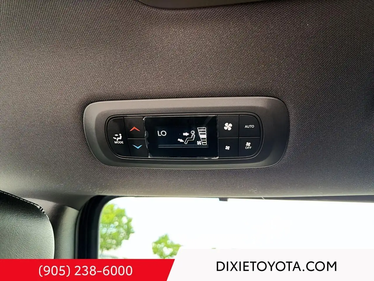 Chrysler Grand Caravan photo Chrysler Grand Caravan