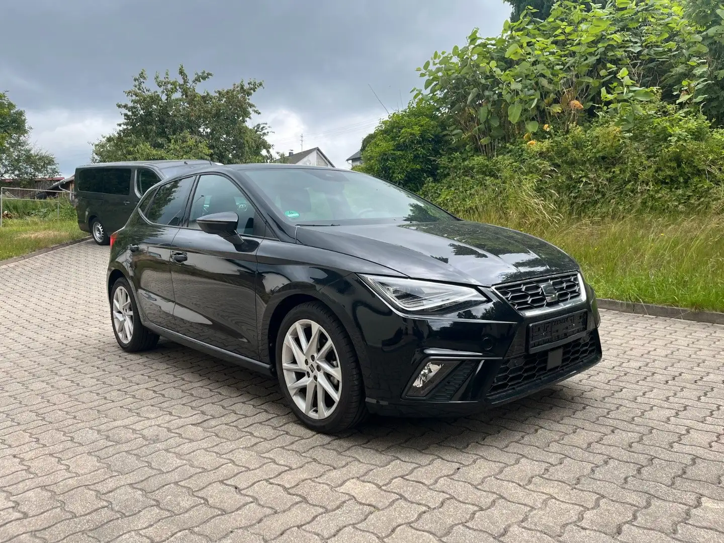 SEAT Ibiza FR - LED, ACC, Navi, RFK, Dinamica Noir - 1