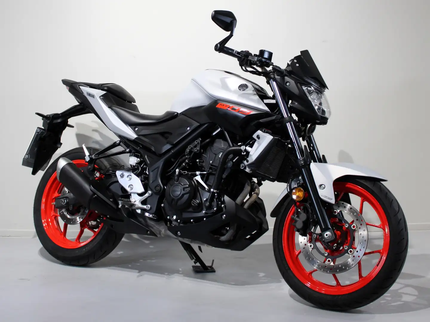 Yamaha MT-03 - 2