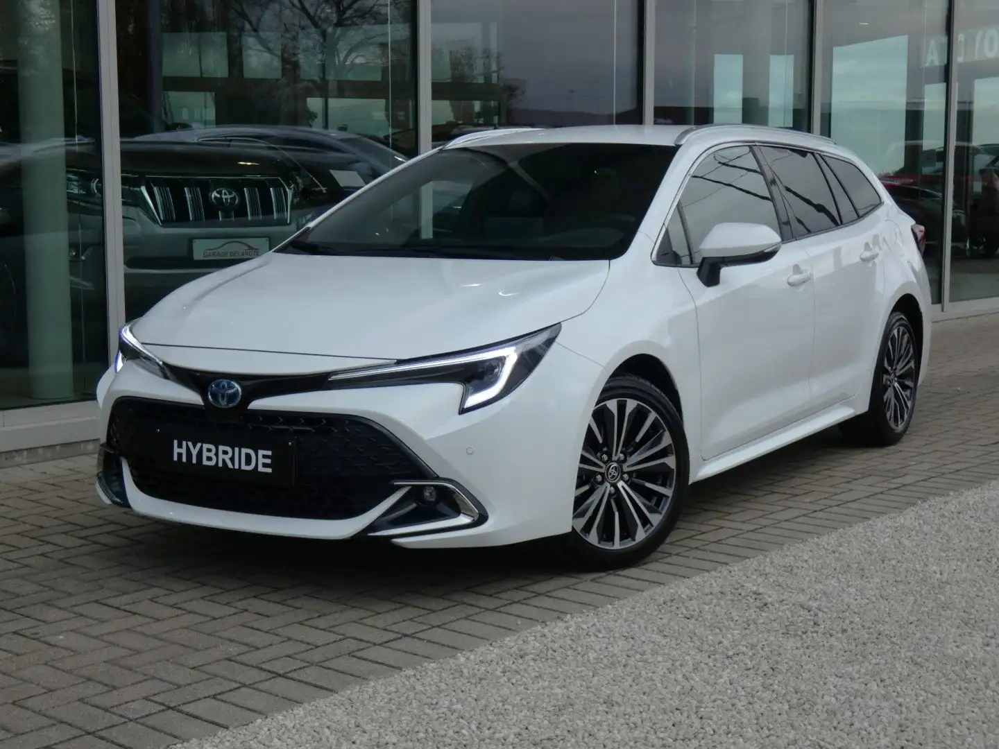 Toyota Corolla 2.0 Hybrid Style 196pk FACELIFT +Zetelverwarming Weiß - 2