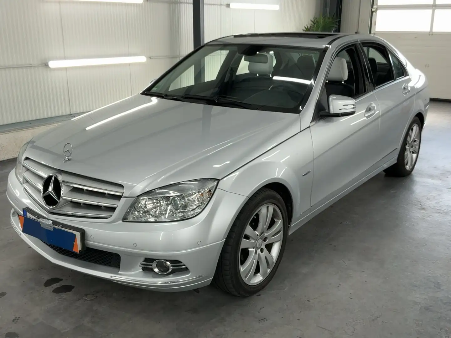 Mercedes-Benz C 180 Mercedes-Benz C-Klasse C 180 Kompressor Avantgarde Grau - 1