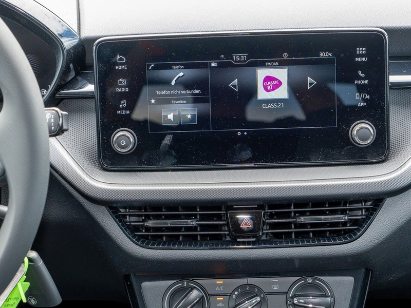 Skoda Fabia 1,0 TSi Essence — photo 13