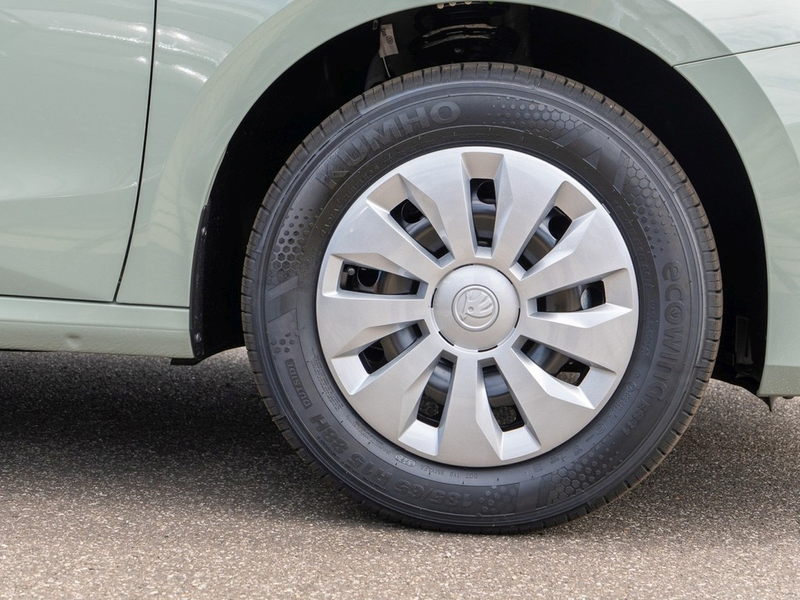 Skoda Fabia 1,0 TSi Essence — photo 6