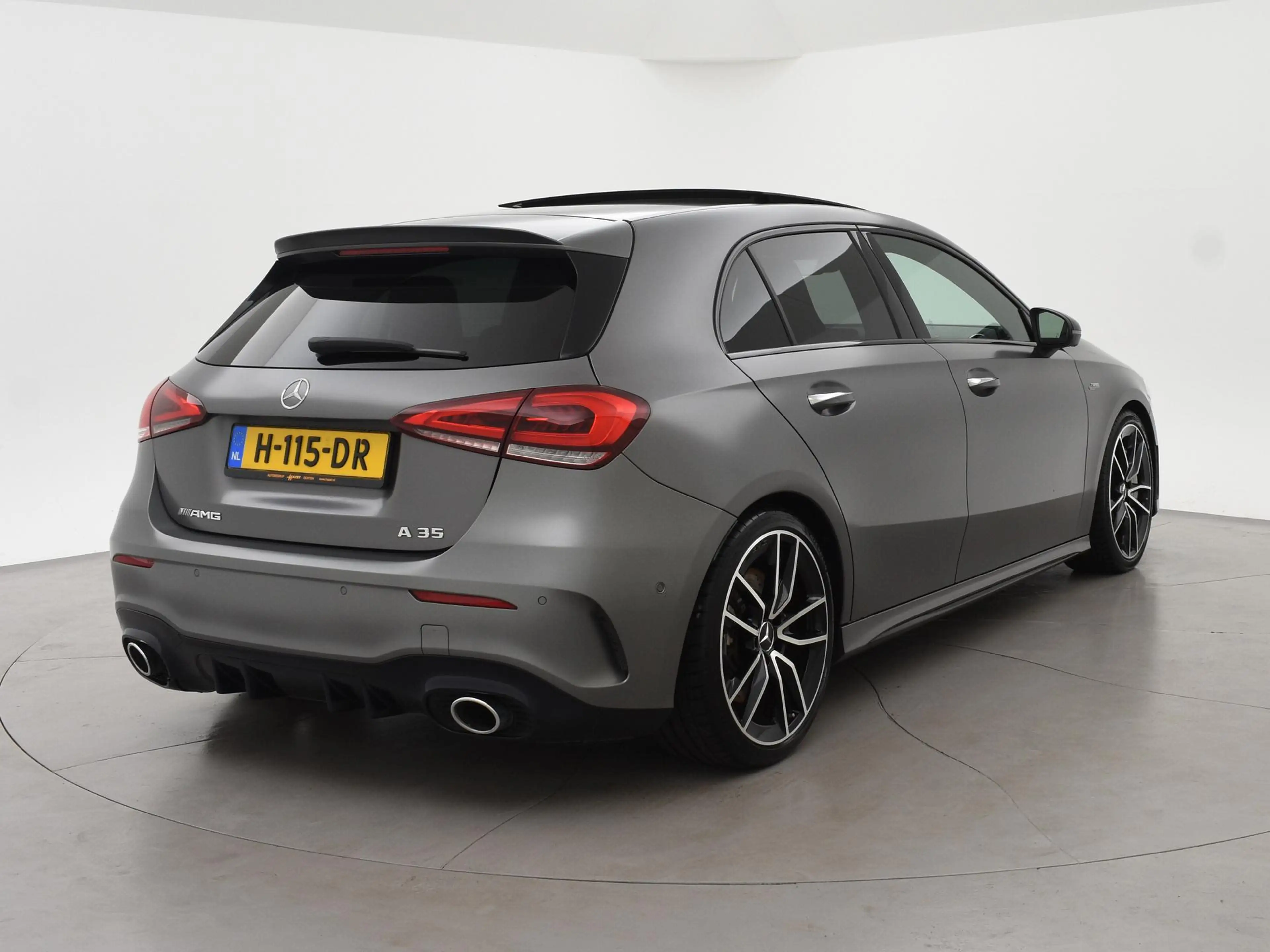 Mercedes-Benz A 35 AMG 4MATIC 306 PK ORIG. NL PANORAMA | BURMESTER | 360 — photo 2