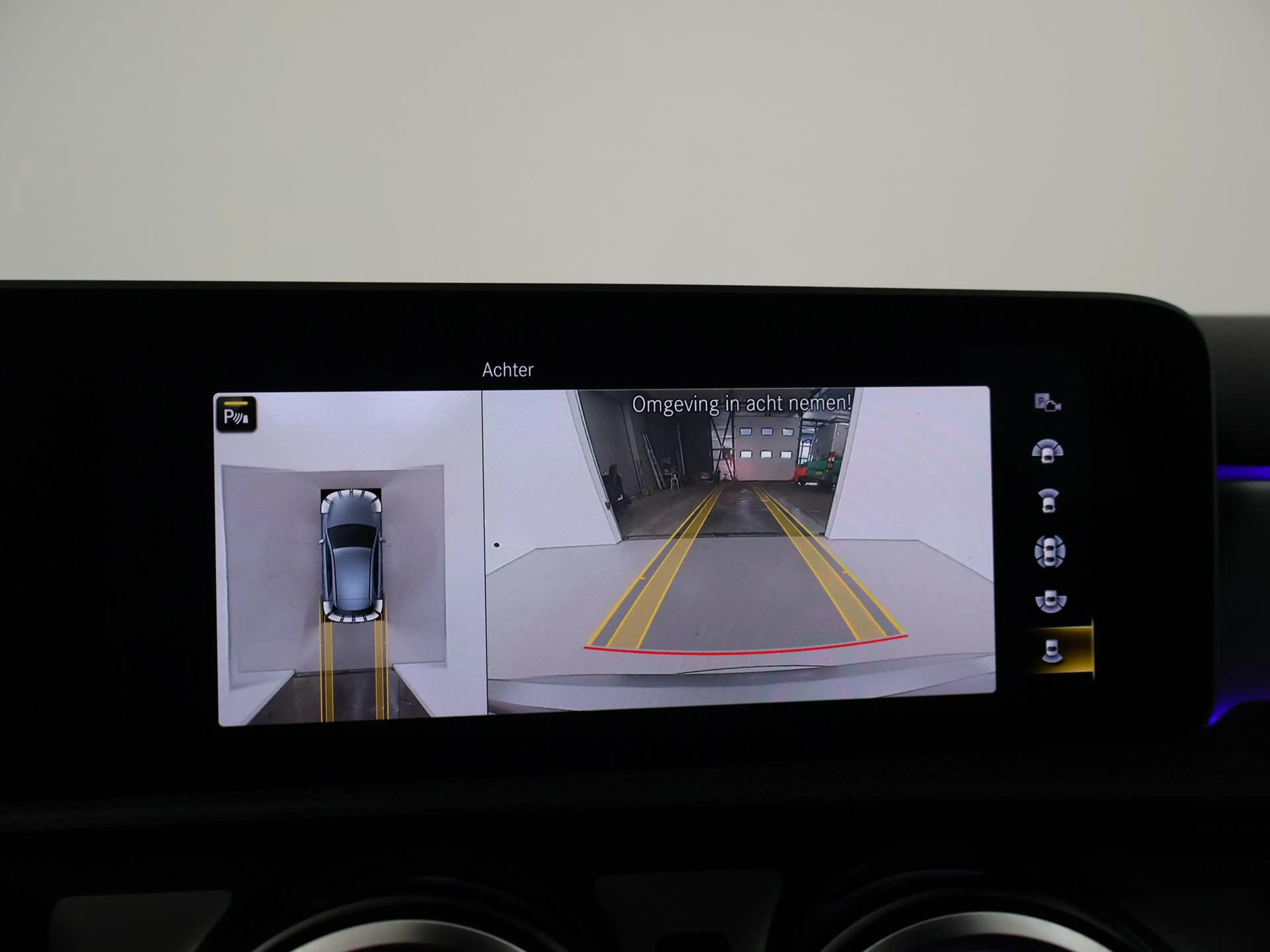 Mercedes-Benz A 35 AMG 4MATIC 306 PK ORIG. NL PANORAMA | BURMESTER | 360 — photo 9