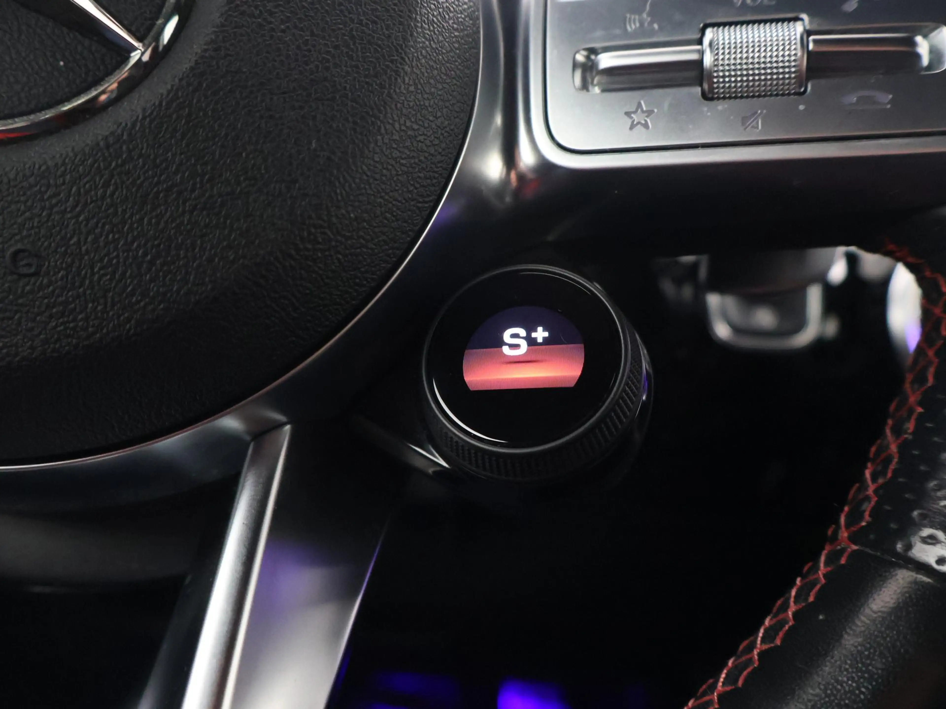 Mercedes-Benz A 35 AMG 4MATIC 306 PK ORIG. NL PANORAMA | BURMESTER | 360 — photo 27