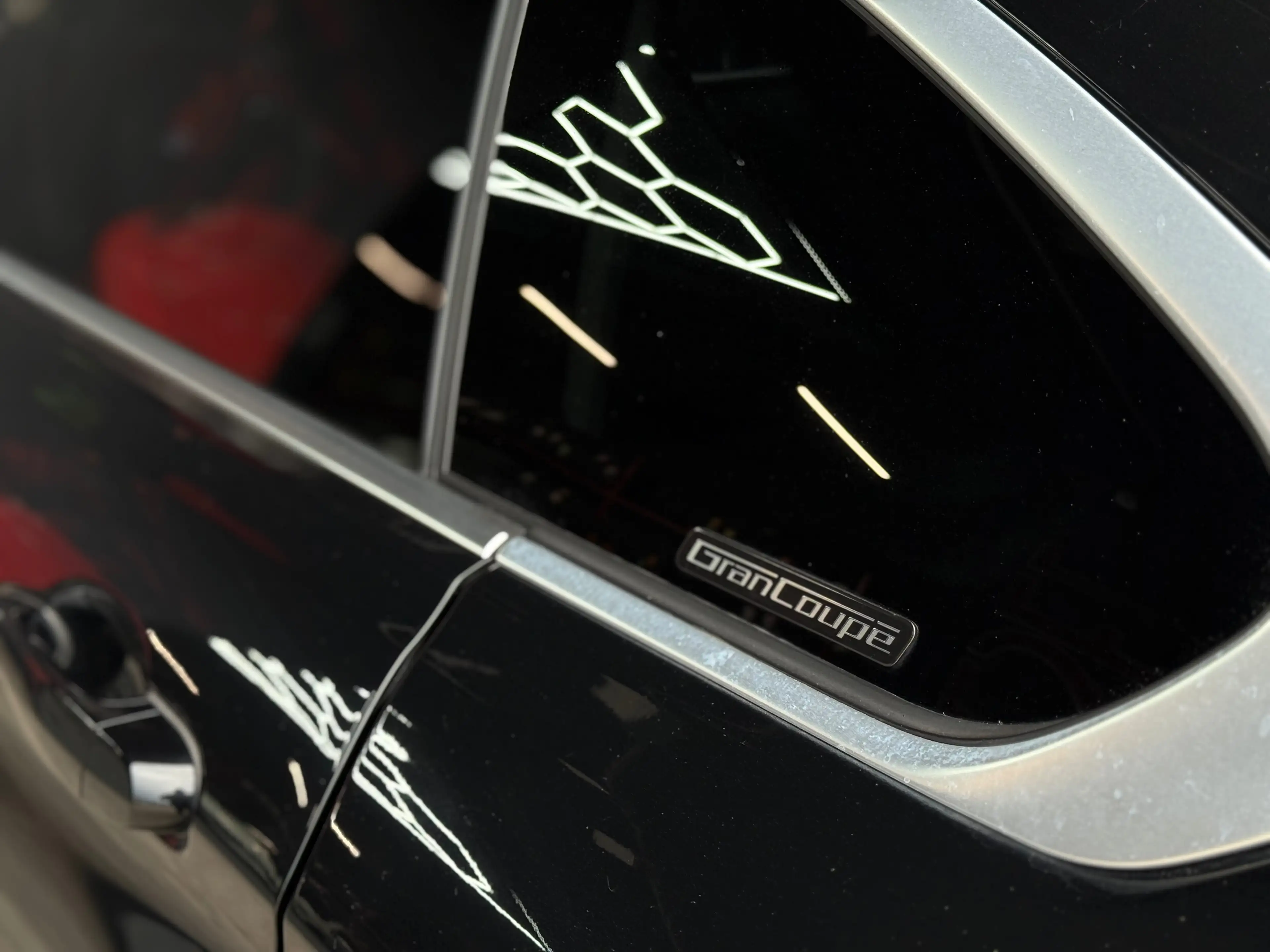 BMW 418 Gran Coupé 418iA SportLine — photo 7