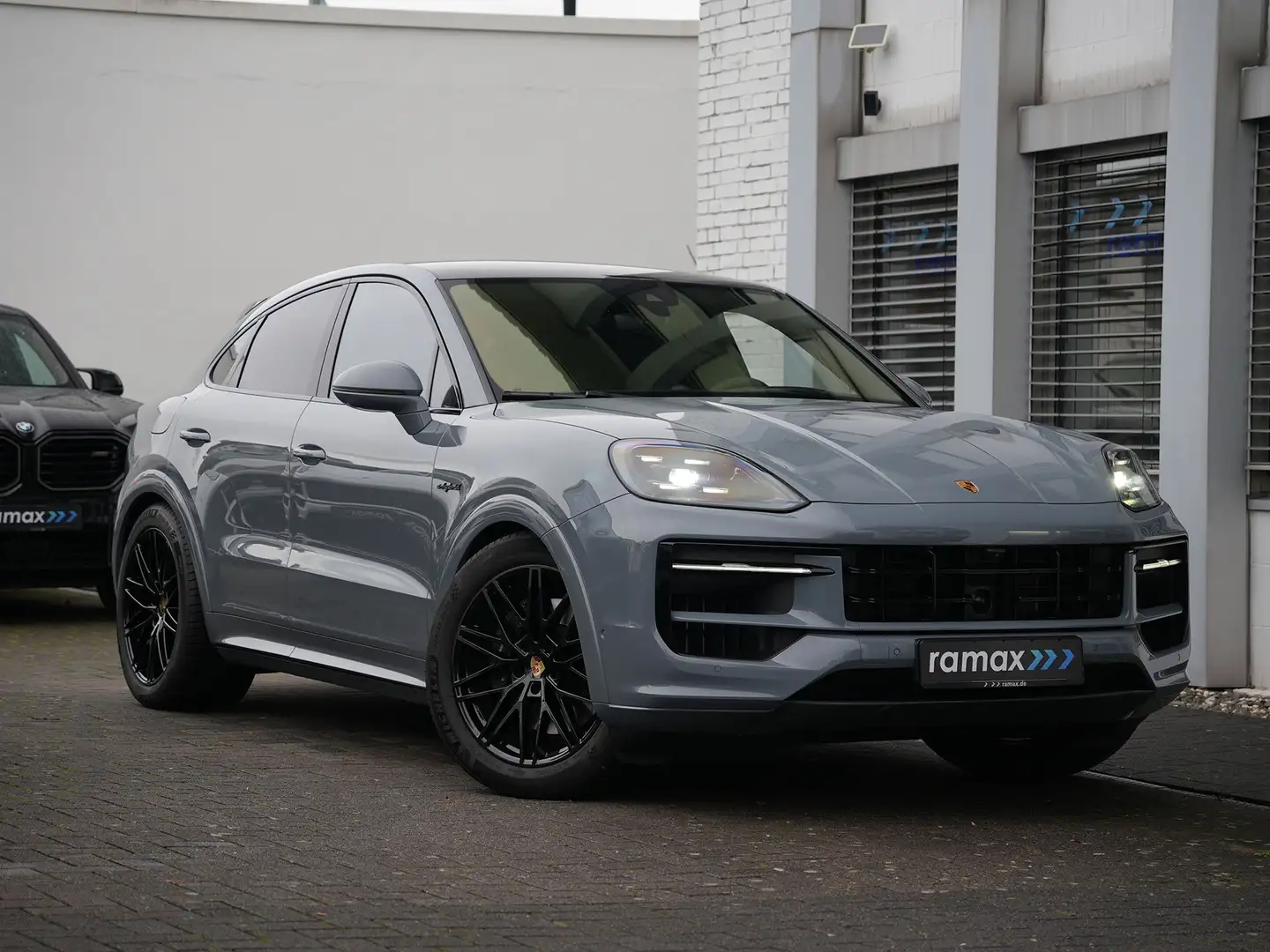 Porsche Cayenne E-Hybrid Coupé SPORTDESIGN-SPORTABGAS-INNO-VOLL Grey - 1
