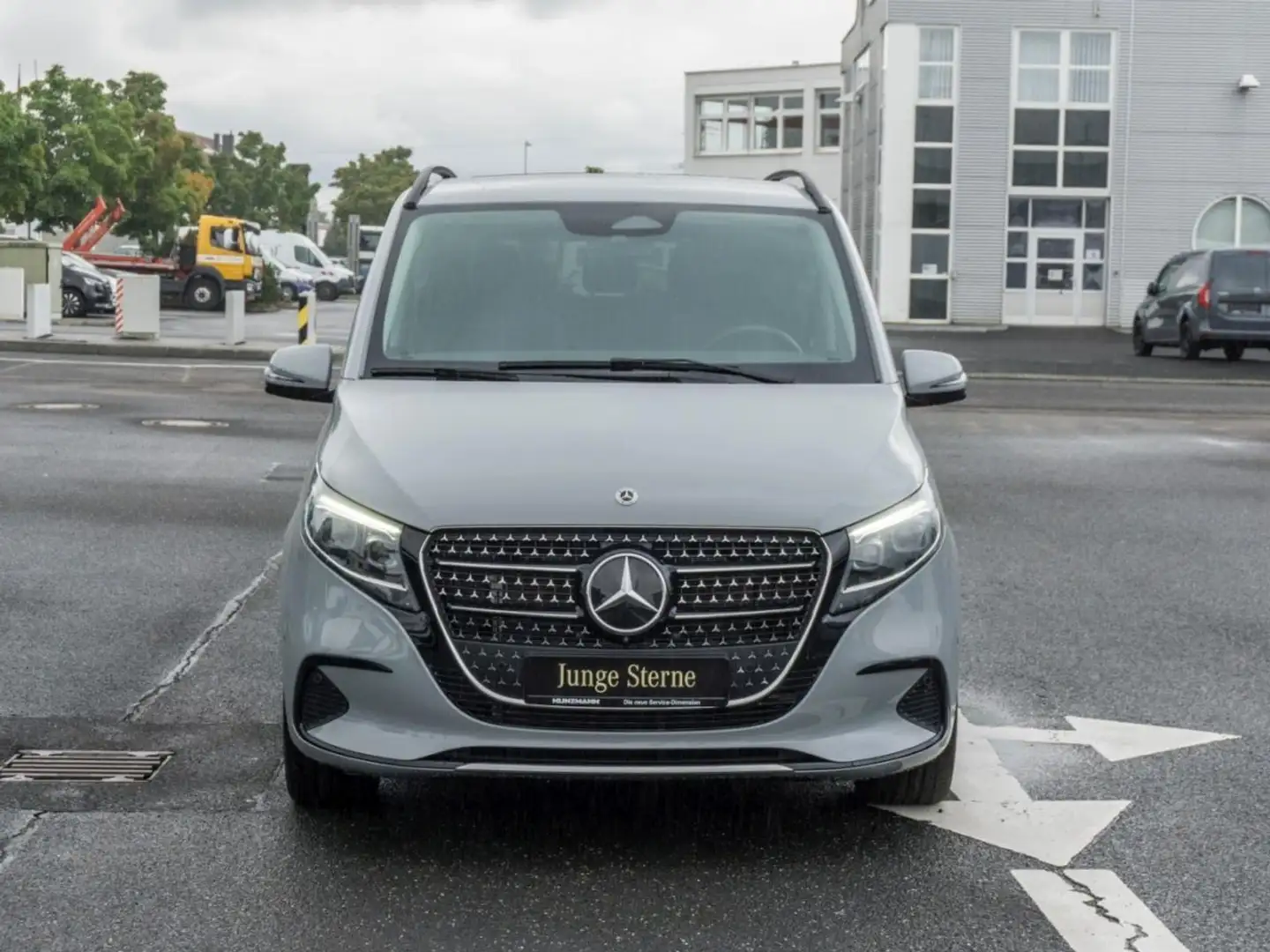 Mercedes-Benz V 250 d 4M AVANTGARDE Lang Panorama 360° AHK Gris - 2