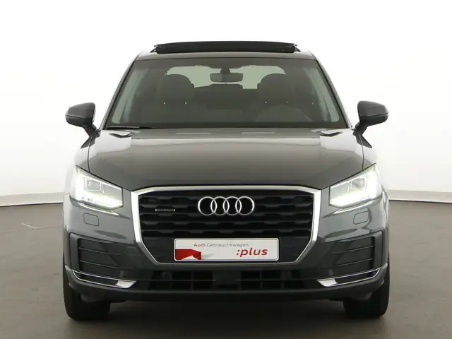 Audi Q2 view 3