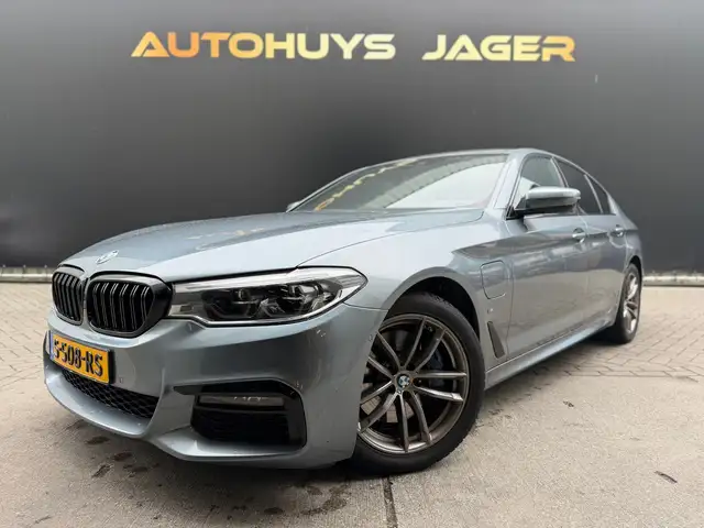 BMW 530 5-serie 530e iPerformance High Executive - M Sport