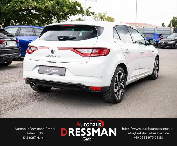 Renault Megane view 4