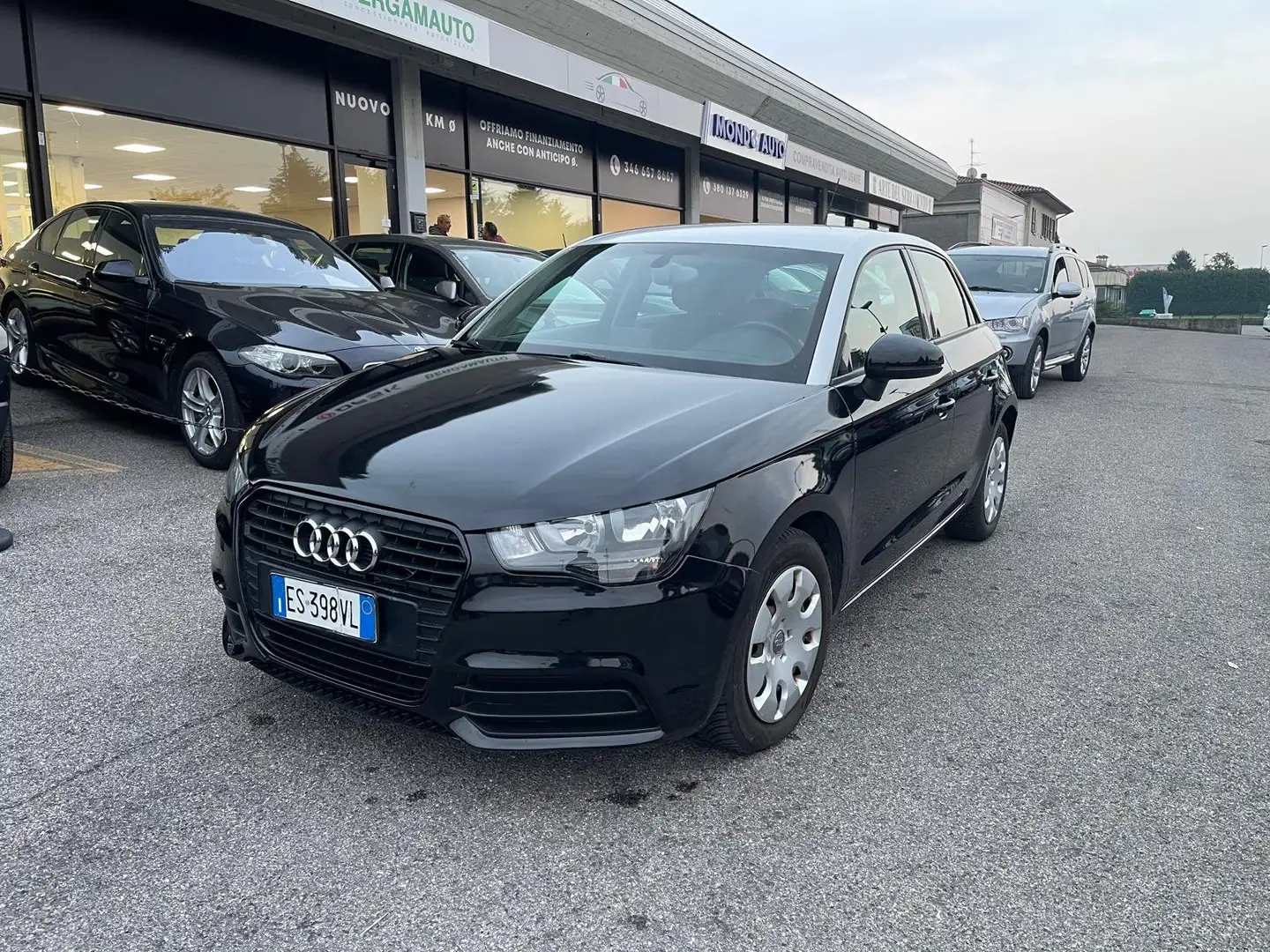 Audi A1 Sportback 1.2 tfsi Attraction Brun - 1