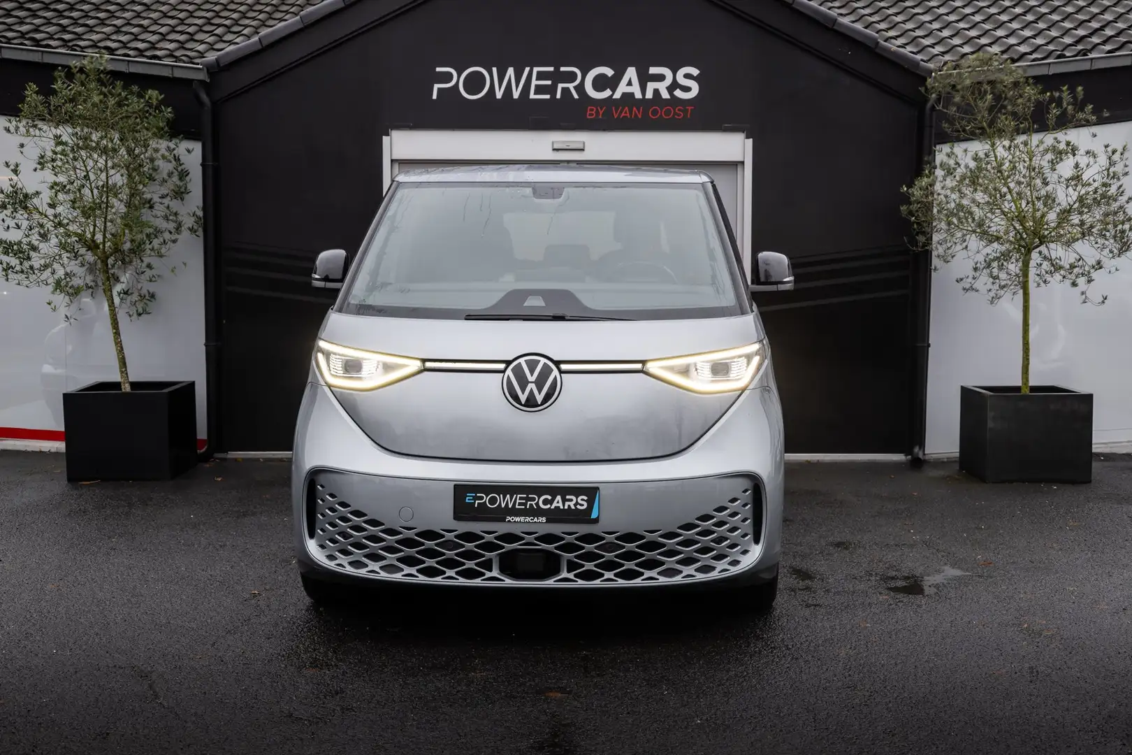 Volkswagen ID. Buzz 150 kW PRO | ACC | CAMERA | KEYLESS Silber - 2