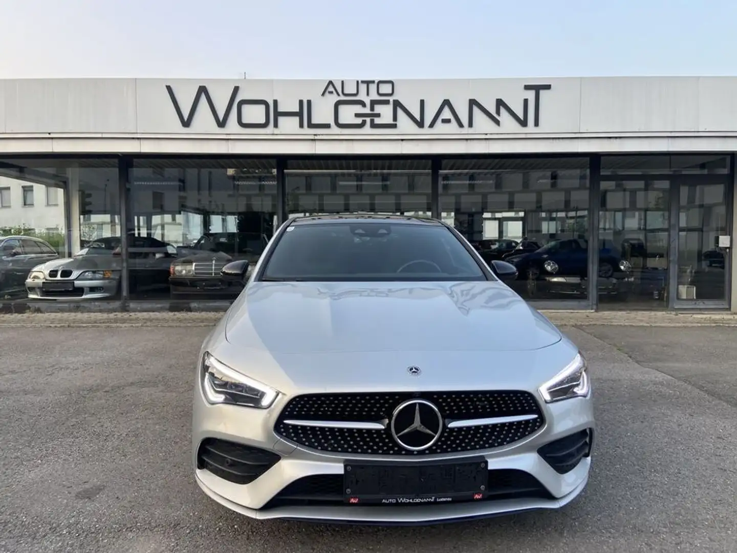 Mercedes-Benz CLA 200 d (118.312)Amg line Aut. Silber - 1
