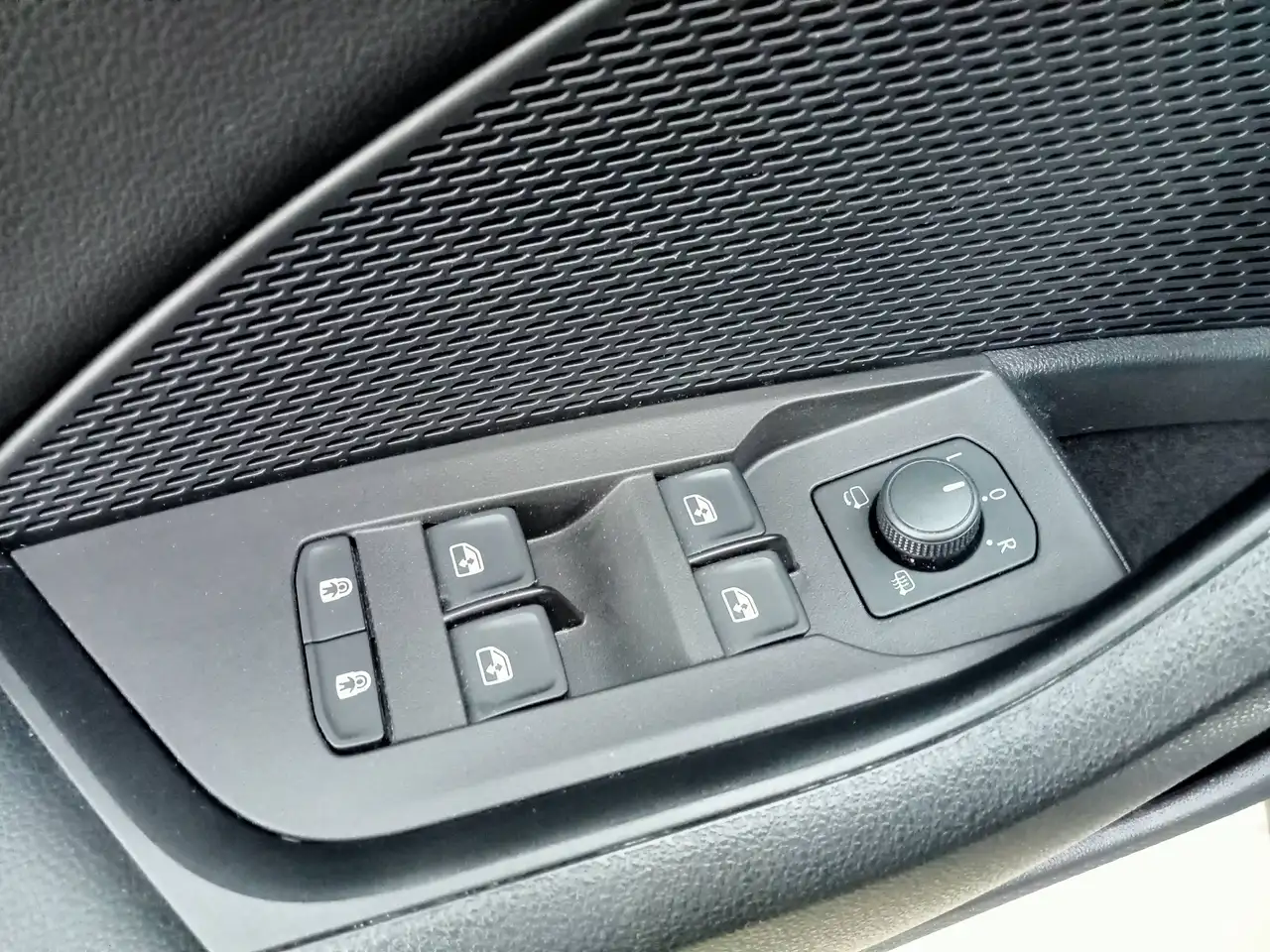Skoda Octavia SW 1.0 TSI eTec MHEV DSG*GPS*CAM*CARPL*ZETELVW, миниатюра 19