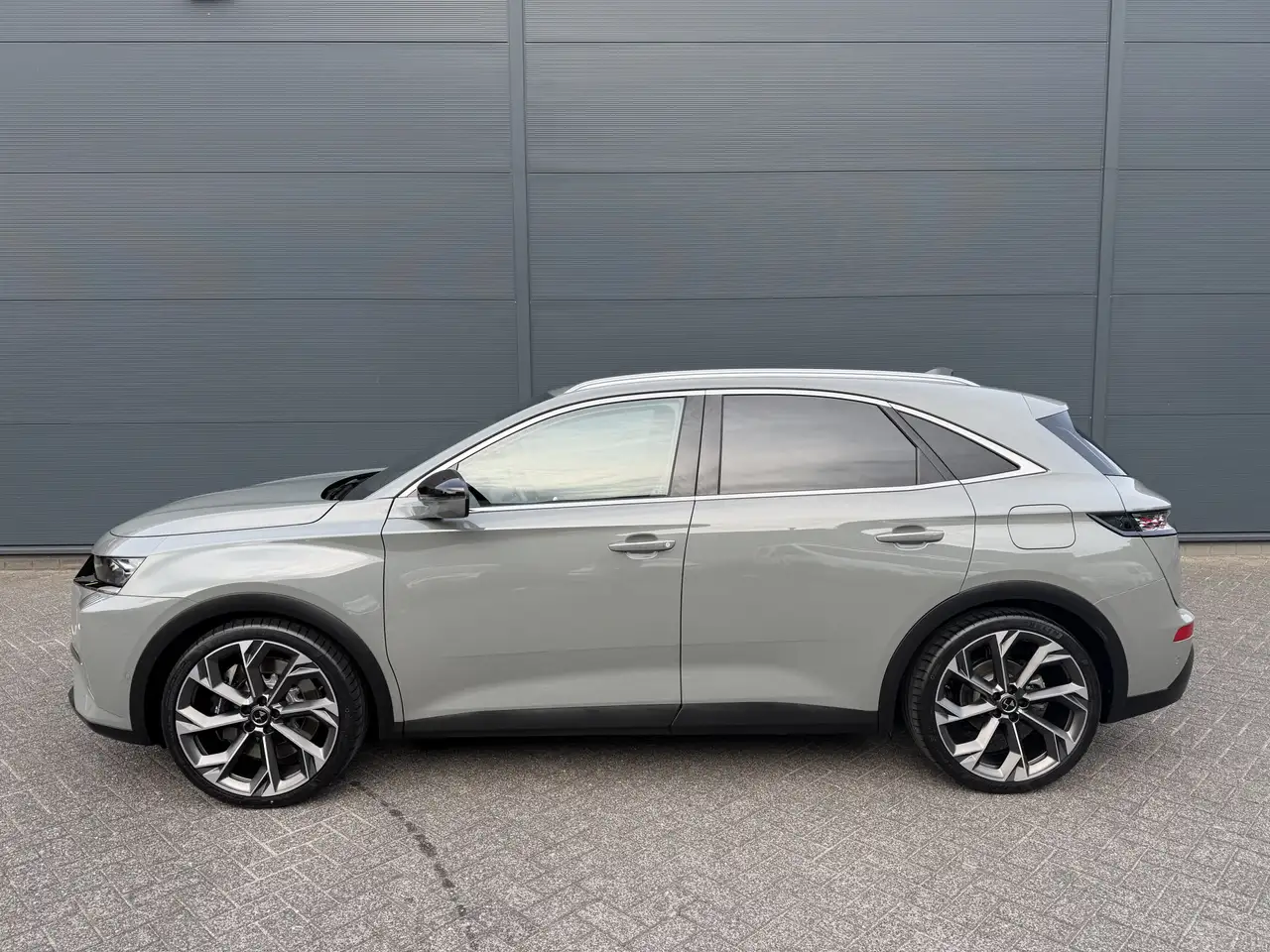 DS Automobiles DS 7 2024