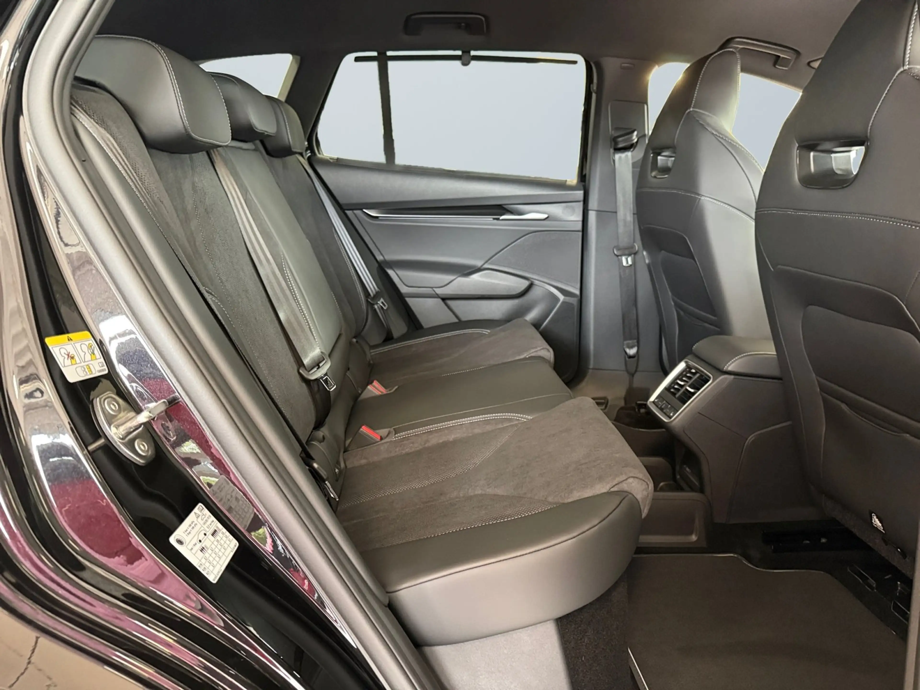 Skoda Enyaq 85  Sportline — photo 11