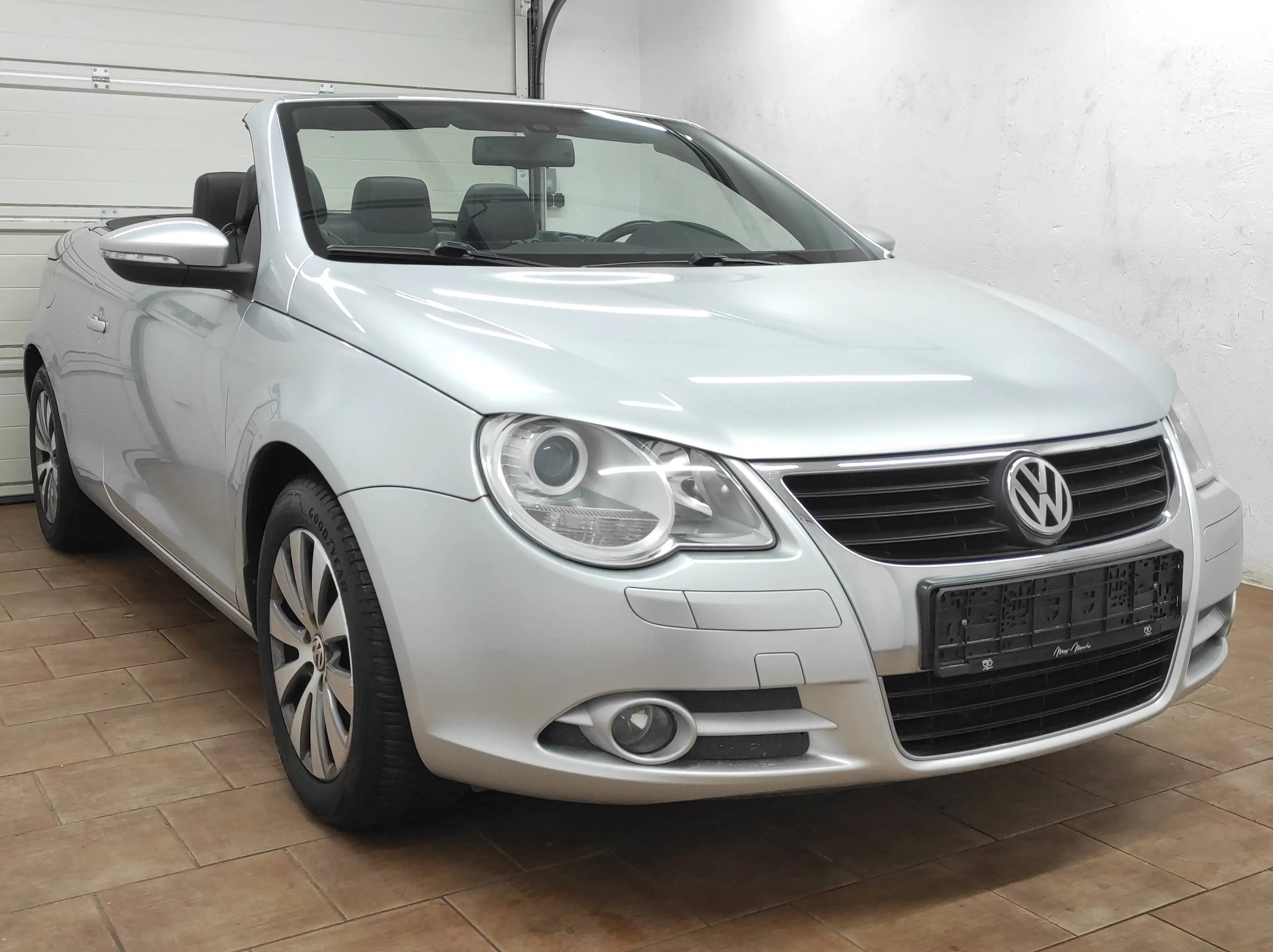 Volkswagen Eos 2.0 TDI KLIMAA NAVI SHZ EURO-5 LEDER PDC ALLWETTER — photo 4
