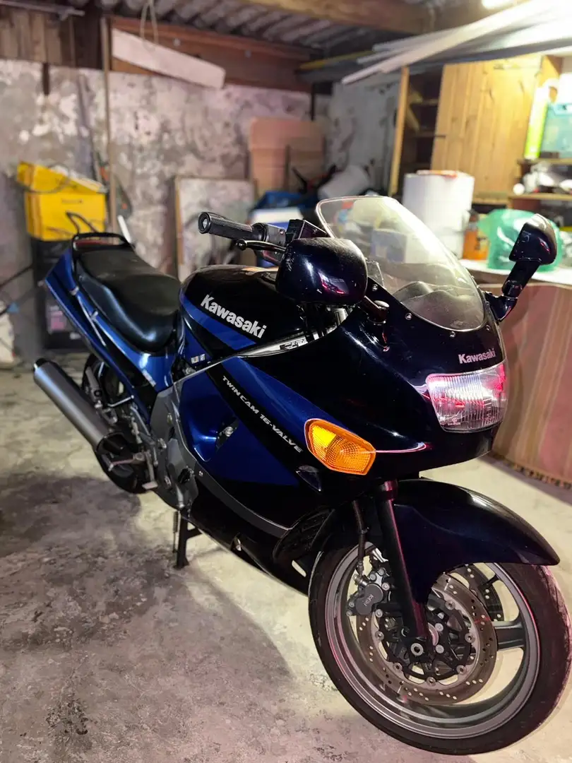 Kawasaki ZZR 600 Azul - 1