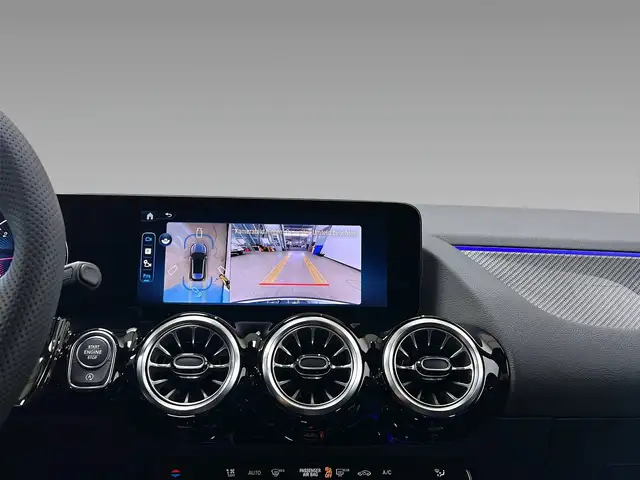 Mercedes-Benz Gla Class view 12