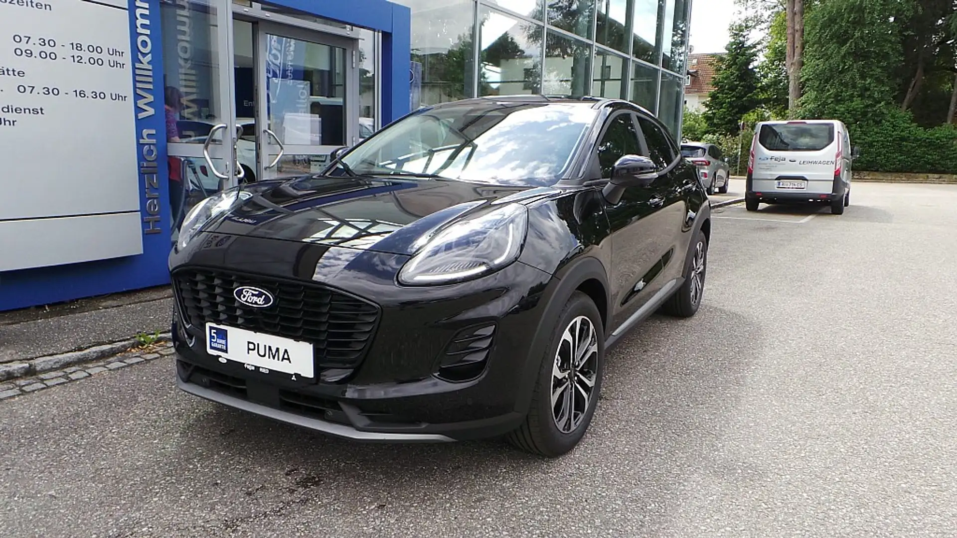 Ford Puma 1,0 EcoBoost Hybrid Titanium Schwarz - 1