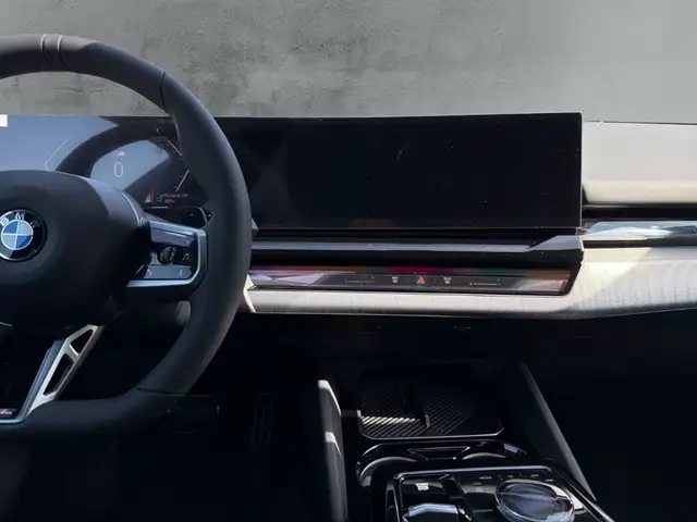 BMW M view 17