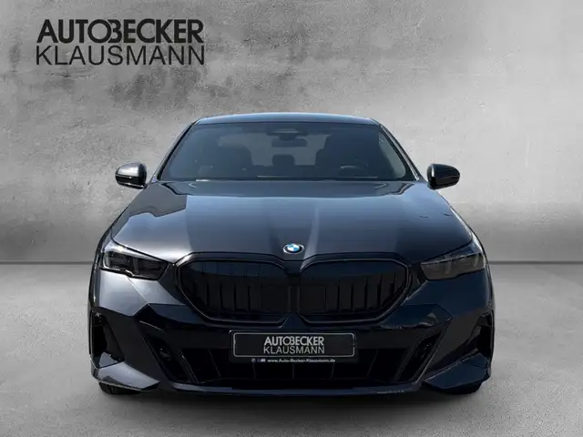 BMW M view 5