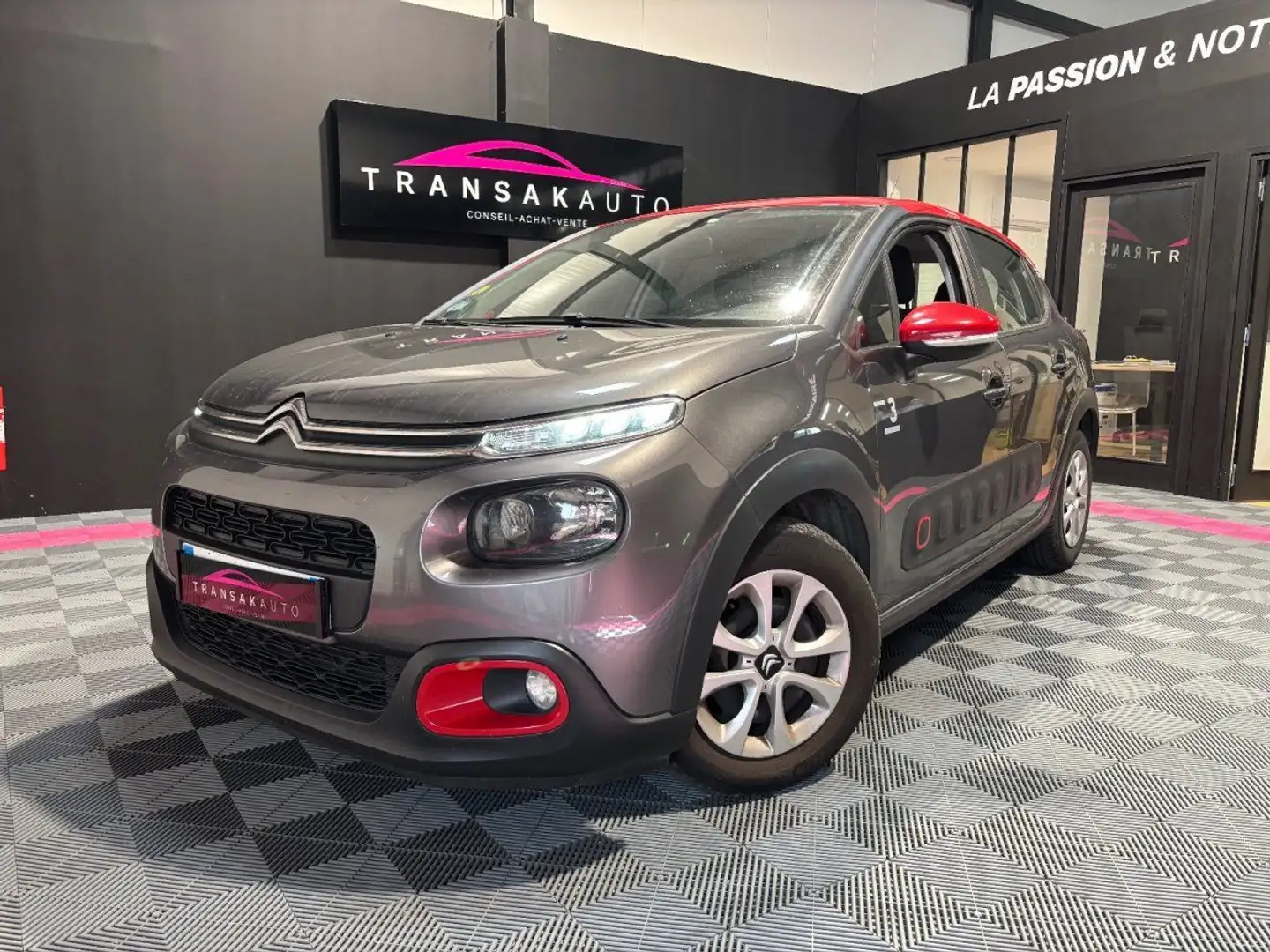 Citroen C3 BlueHDi 100 SS BVM6 Graphic Gris - 1