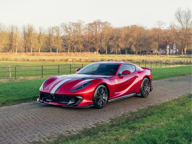 Ferrari 812 Competizione 6.5 V12, Rosso Magma, Atelier, Carbon