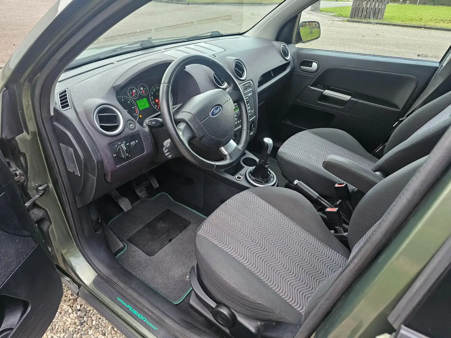 Ford Fusion 1.6-16V Futura AIRCO *apk:11-2026* Grün - 2