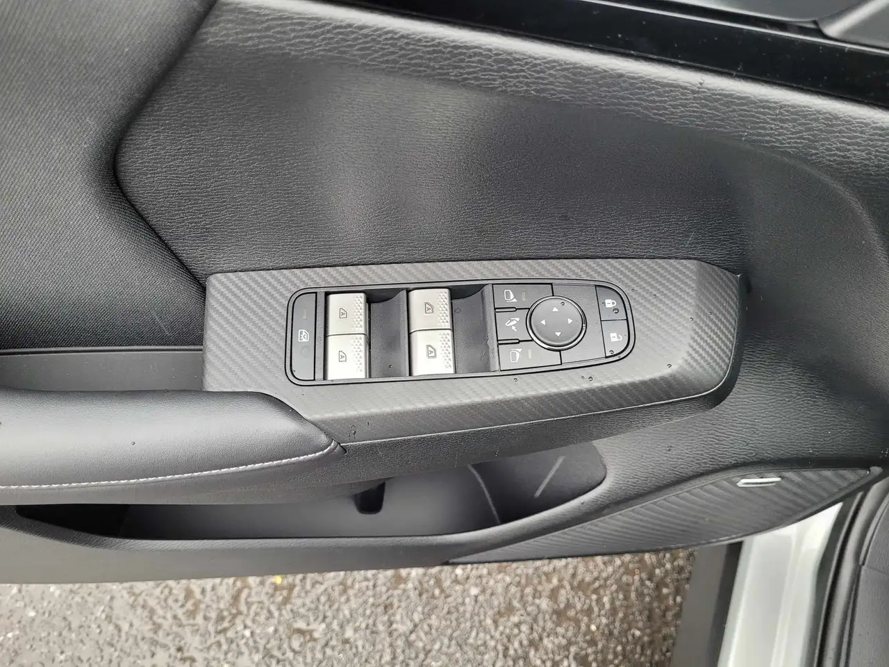 Mitsubishi Outlander снимка Mitsubishi Outlander