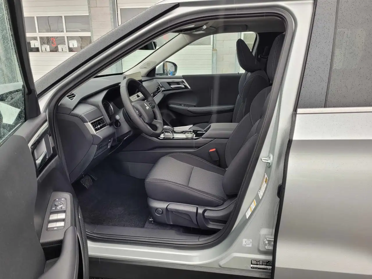 Mitsubishi Outlander снимка Mitsubishi Outlander